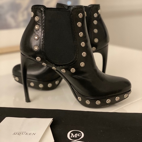 Alexander McQueen Studded Platform Boots - Picture 6 of 7